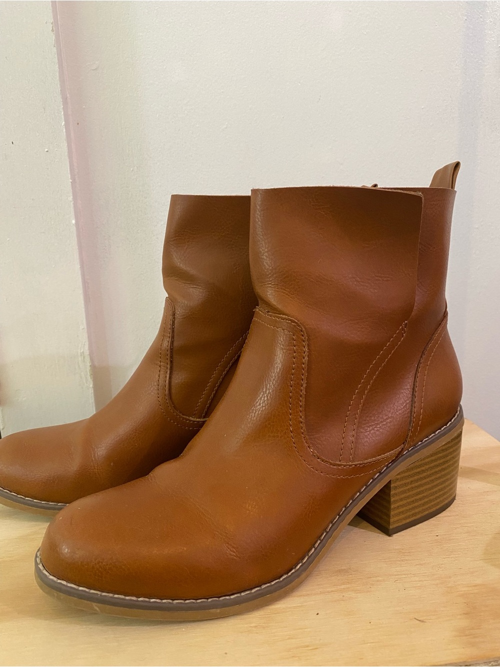 Mossimo Supply Co. Women’s Brown Mid-Heel Ankle Boots